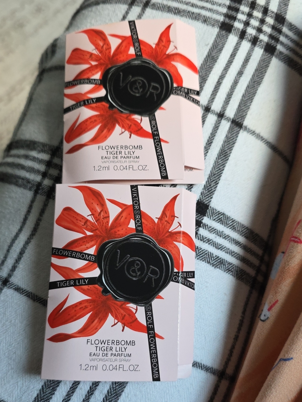 Viktor & Rolf Pink Box with Red Lily Artwork